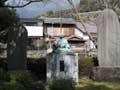井上馨の銅像